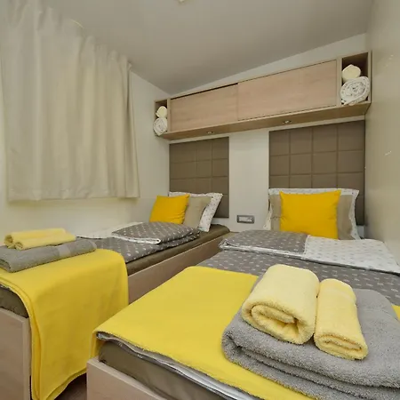 Mobile Posidonija Ii *