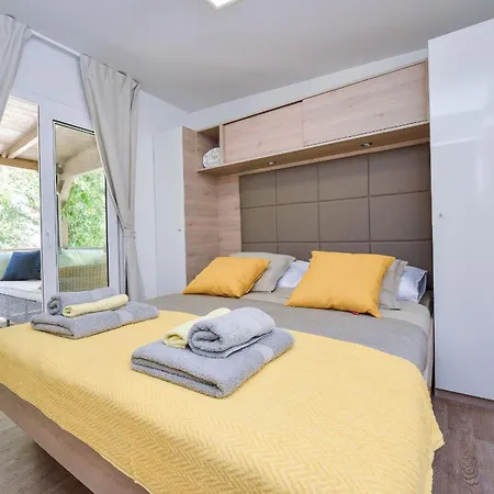 Campingplatz Mobile Posidonija Ii