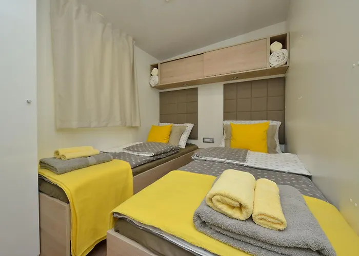 Mobile Posidonija Ii *