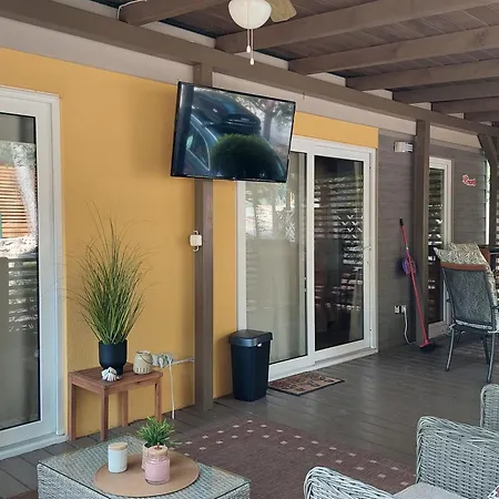 Mobile Posidonija Ii Biograd na Moru