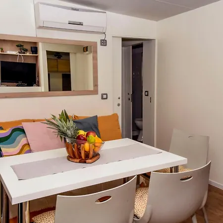 Mobile Posidonija Ii 캠프장 비오그라드나모루