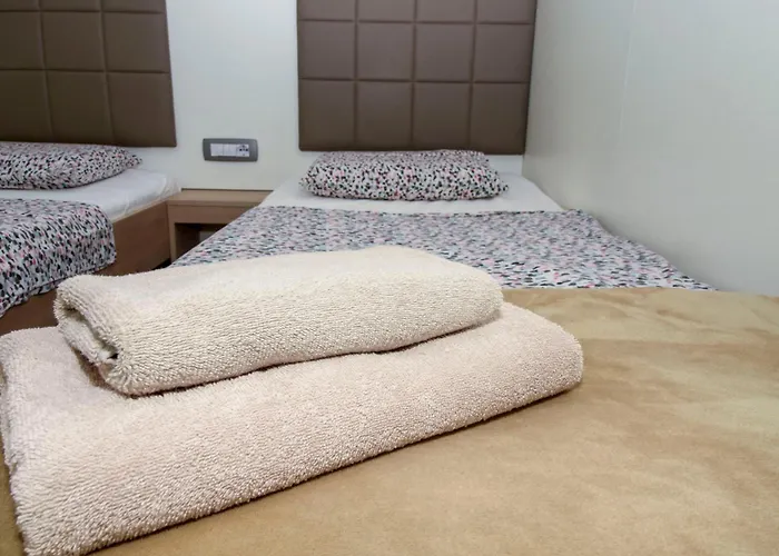 Parque de Campismo Mobile Posidonija Ii *