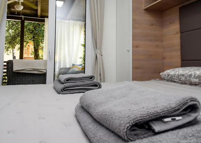 Mobile Posidonija Ii * Biograd Na Moru